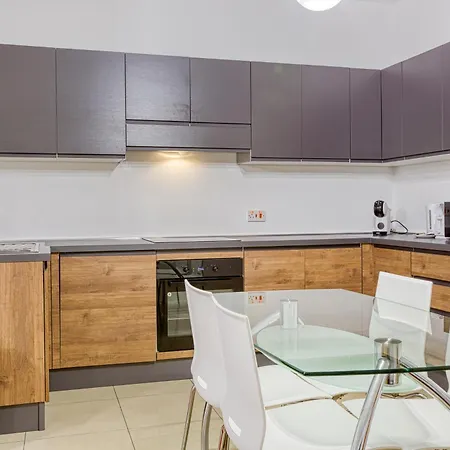 Stylish 1br With Full Amenities In Swieqi By 360 Estates *